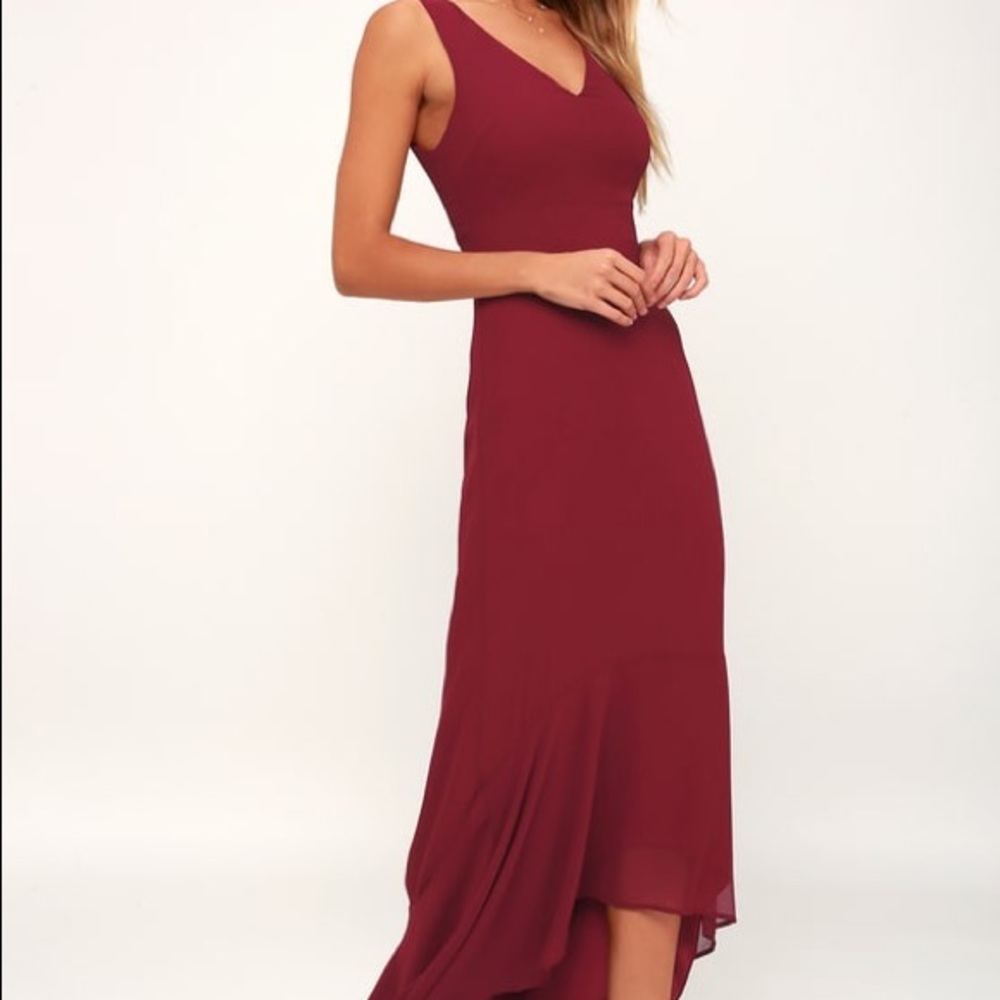 BRAND NEW Lulus Burgundy Dress